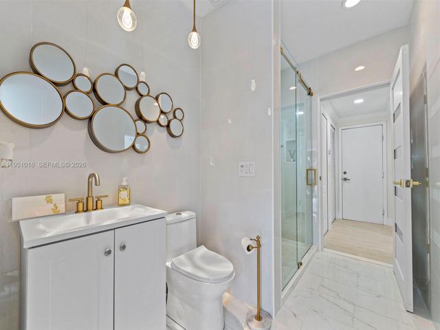 5226 SW 160th Ave, Miami, FL 33185