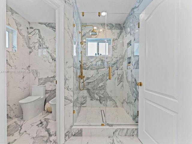 5226 SW 160th Ave, Miami, FL 33185