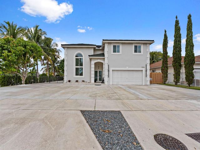 5226 SW 160th Ave, Miami, FL 33185