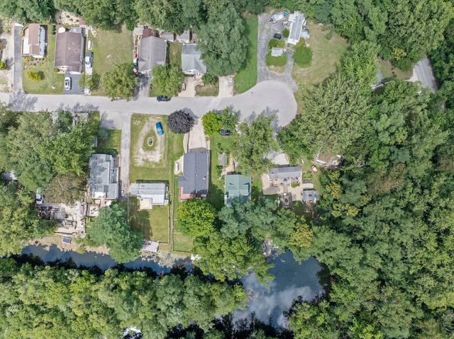 271 Fossil Bay Court, Wilmington, IL 60481