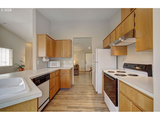 2121 Ne 77TH Ave, Vancouver, WA 98664