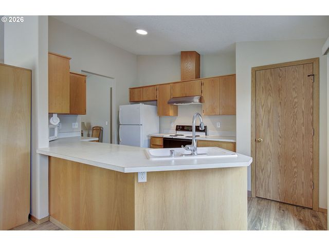2121 Ne 77TH Ave, Vancouver, WA 98664