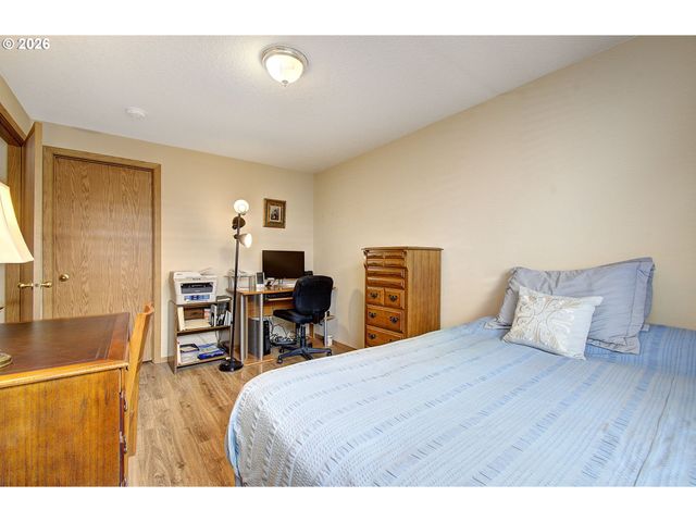2121 Ne 77TH Ave, Vancouver, WA 98664