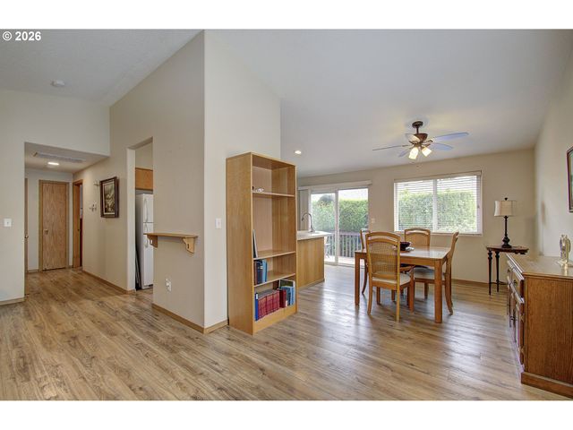 2121 Ne 77TH Ave, Vancouver, WA 98664