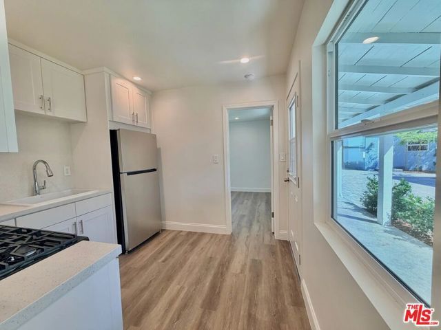 501 S Gaylord Drive, Burbank, CA 91505