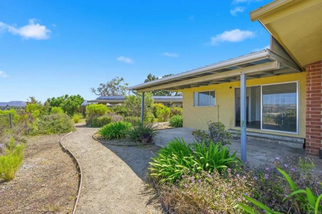 5561 Drover Street, San Diego, CA 92115