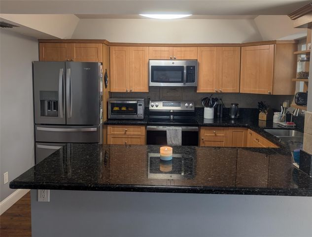 12150 SW 51st Place 12150, Cooper City, FL 33330