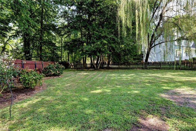 2232 Flowerdew CT, Williamsburg, VA 23185