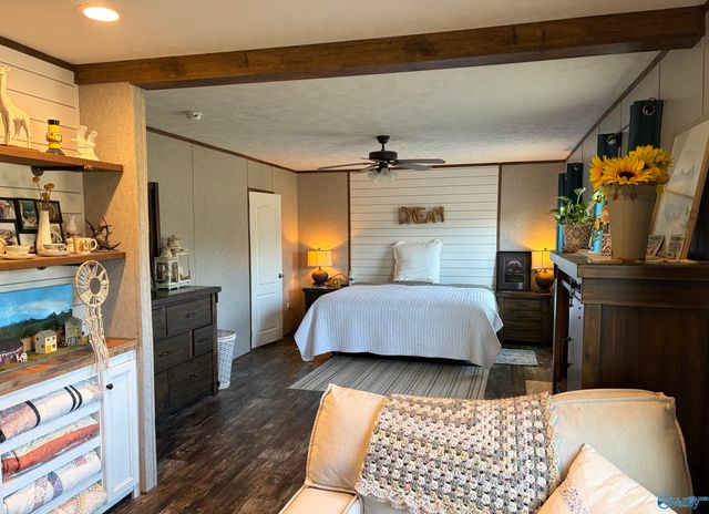 210 County Road 1762, Baileyton, AL 35019