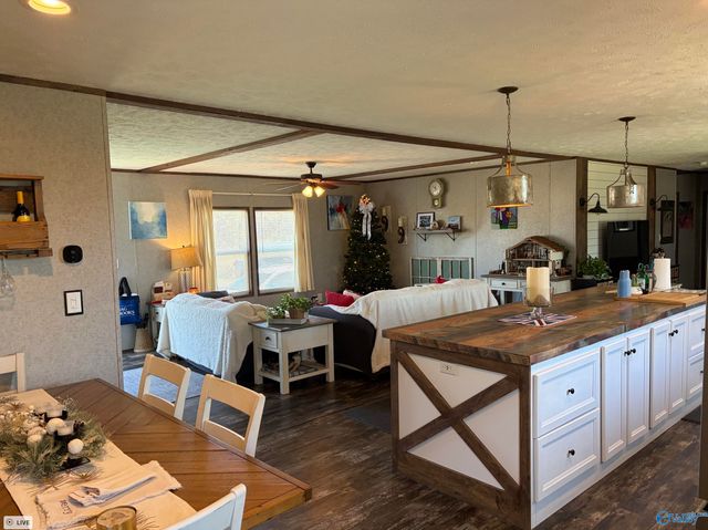 210 County Road 1762, Baileyton, AL 35019