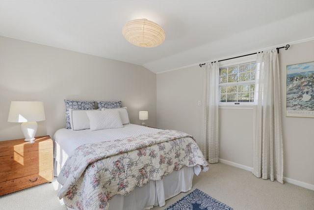 24 Spring Street, Shrewsbury, MA 01545