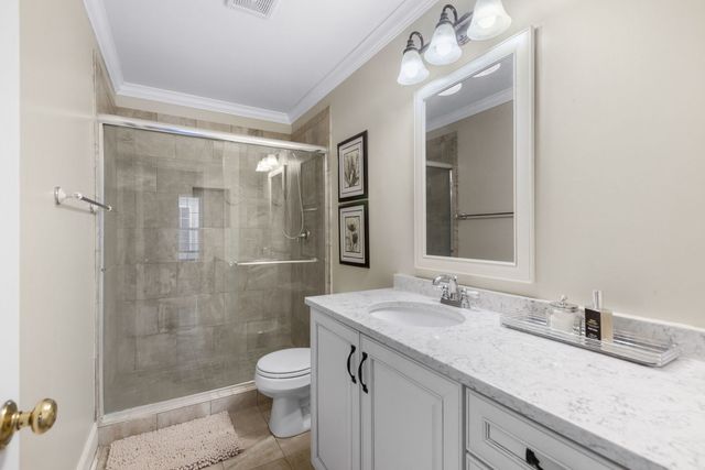 346 Bay Tree Circle, Vernon Hills, IL 60061