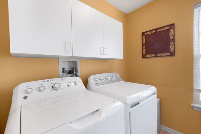 346 Bay Tree Circle, Vernon Hills, IL 60061