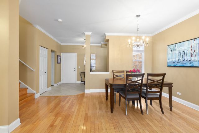 346 Bay Tree Circle, Vernon Hills, IL 60061