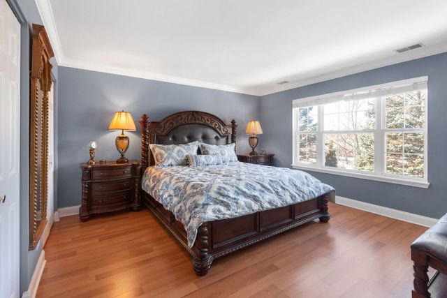 346 Bay Tree Circle, Vernon Hills, IL 60061