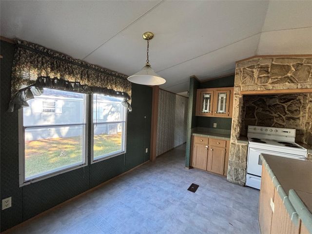 20426 Plaza East Boulevard 210, Houston, TX 77073