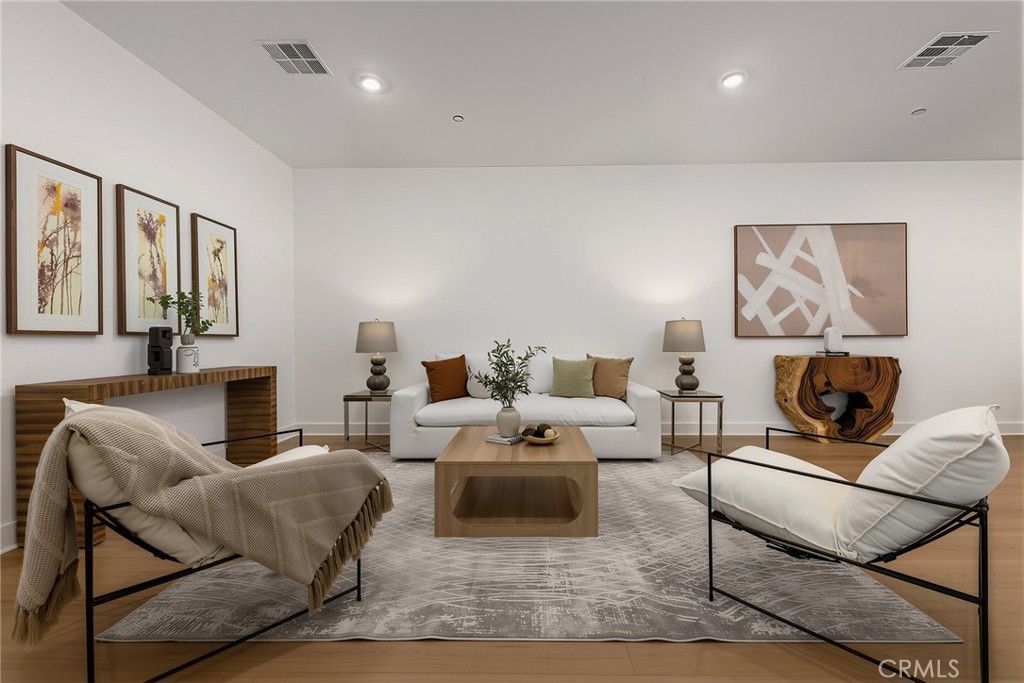 568 Mulligan, Irvine, CA 92618 — exterior