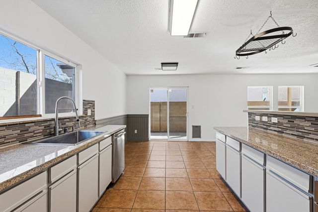 3442 Mountainside Parkway NE, Albuquerque, NM 87111