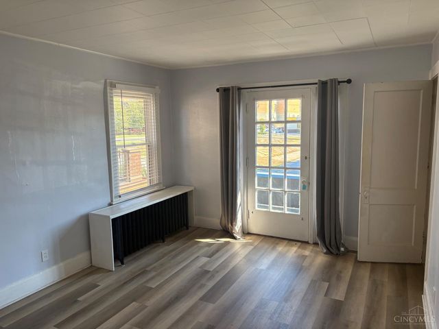 4237 Vine Street, Cincinnati, OH 45217