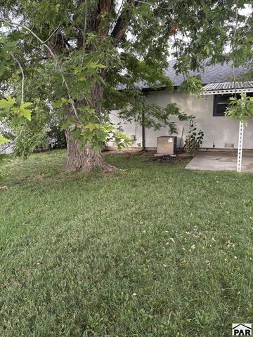 1620 Iroquois Rd, Pueblo, CO 81001