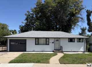 1620 Iroquois Rd, Pueblo, CO 81001