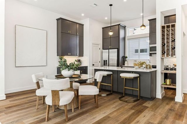 2121 Hoskins Drive D, Houston, TX 77080