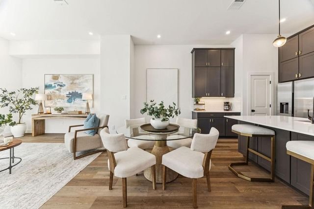 2121 Hoskins Drive D, Houston, TX 77080