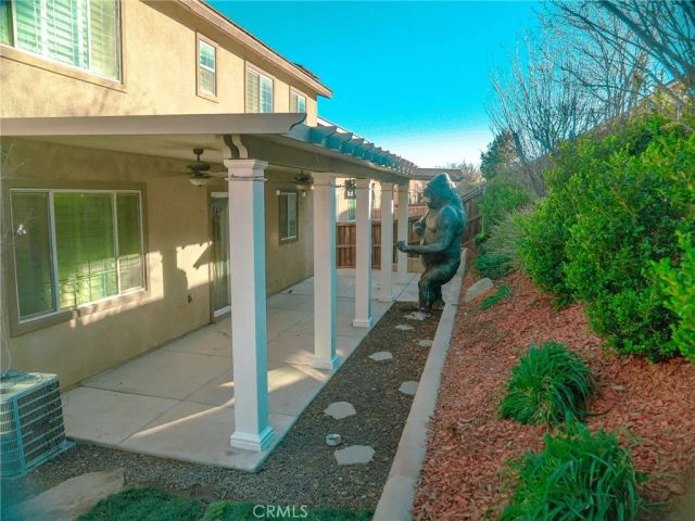 18052 Passionflower, San Bernardino, CA 92407