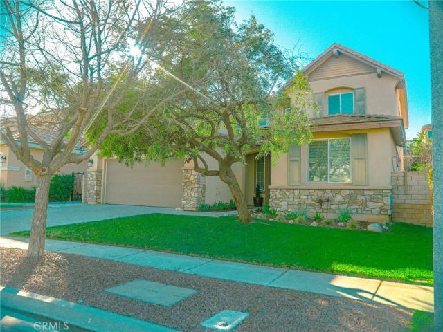 18052 Passionflower, San Bernardino, CA 92407