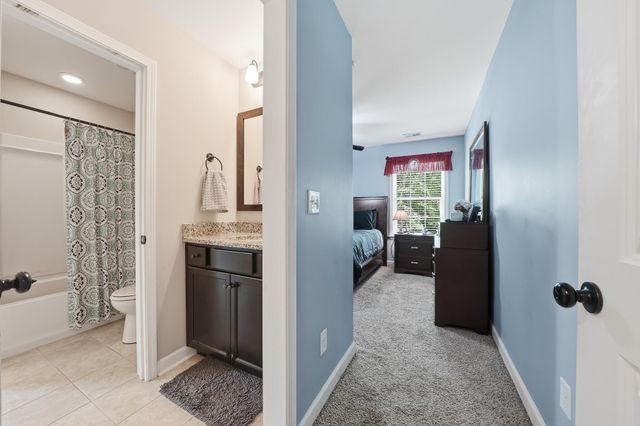 168 Daniels Ridge Drive, Summerville, SC 29485