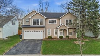 1405 Charles Avenue, Algonquin, IL 60102