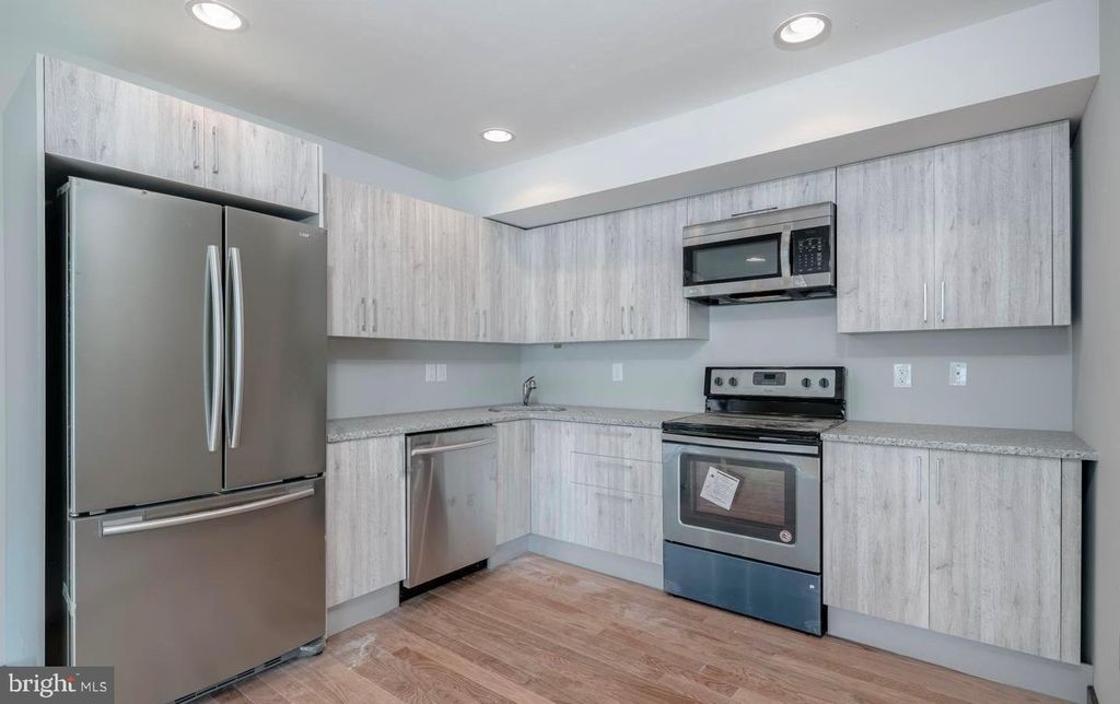 2537-39 MONTROSE ST, PHILADELPHIA, PA 19146 — photo 5