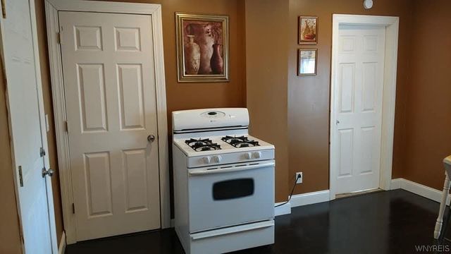 5302 Broadway Street, Lancaster, NY 14086