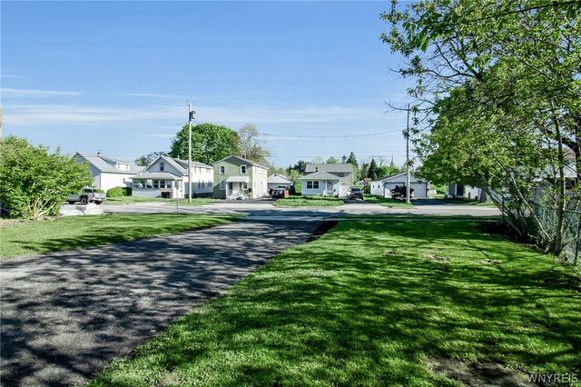 5302 Broadway Street, Lancaster, NY 14086