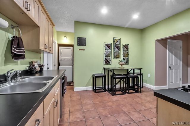 5302 Broadway Street, Lancaster, NY 14086