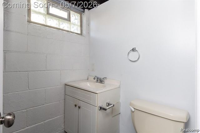 8269 Westminster Avenue, Warren, MI 48089
