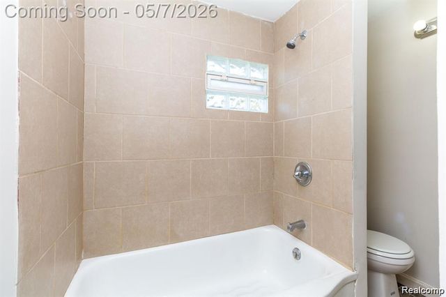 8269 Westminster Avenue, Warren, MI 48089