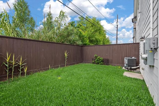 2202 Lynnfield Street A, Houston, TX 77093