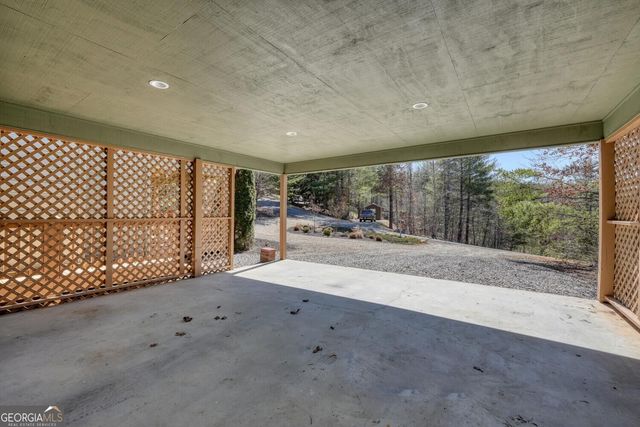 6129 Ruth Drive, Young Harris, GA 30582