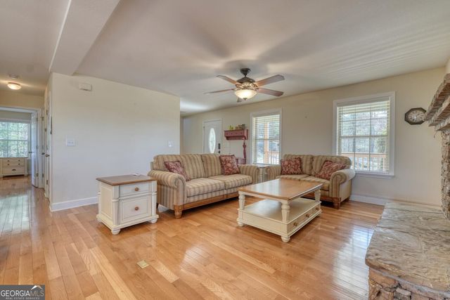 6129 Ruth Drive, Young Harris, GA 30582