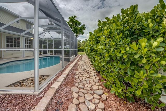 3426 SW 7th LN, Cape Coral, FL 33991
