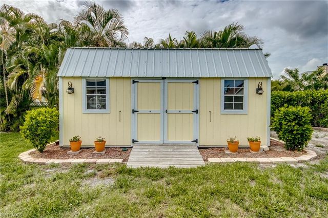 3426 SW 7th LN, Cape Coral, FL 33991