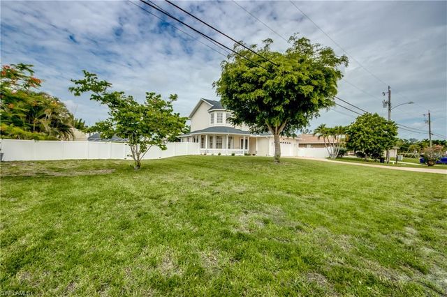 3426 SW 7th LN, Cape Coral, FL 33991