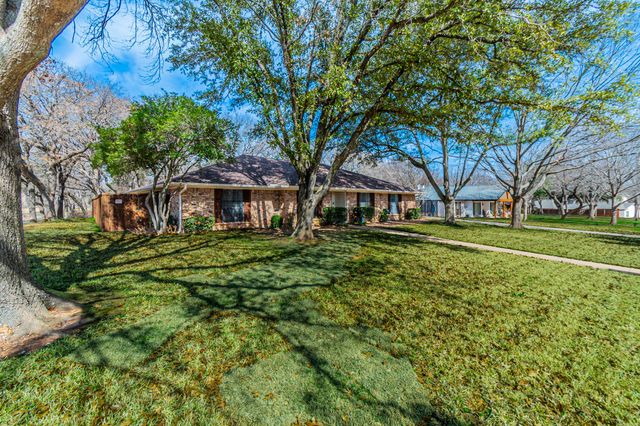 18007 Saddlehorn Lane, Mansfield, TX 76063