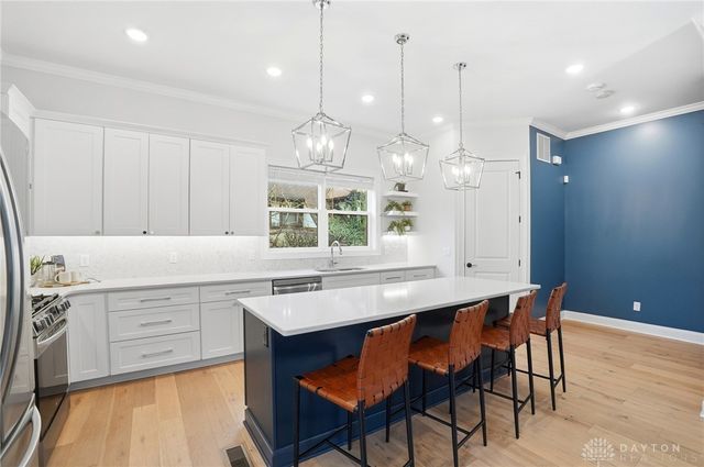 3847 Drake Avenue, Cincinnati, OH 45209