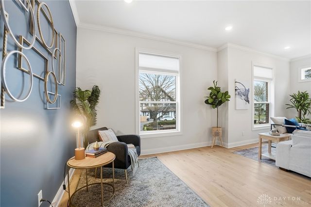 3847 Drake Avenue, Cincinnati, OH 45209