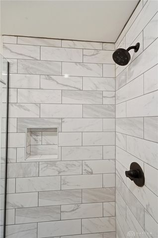 3847 Drake Avenue, Cincinnati, OH 45209