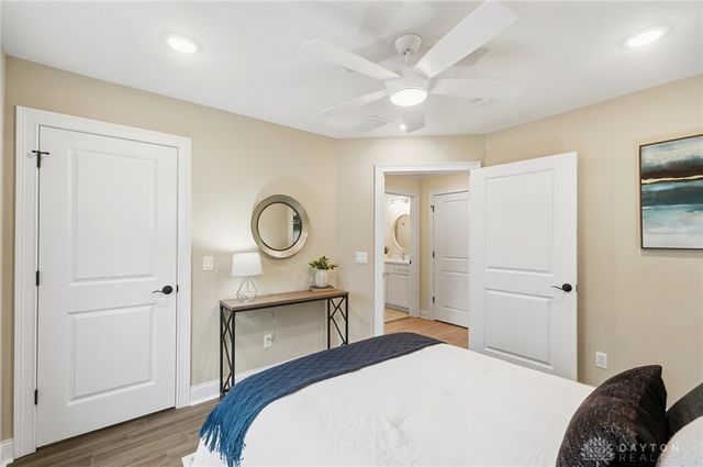 3847 Drake Avenue, Cincinnati, OH 45209