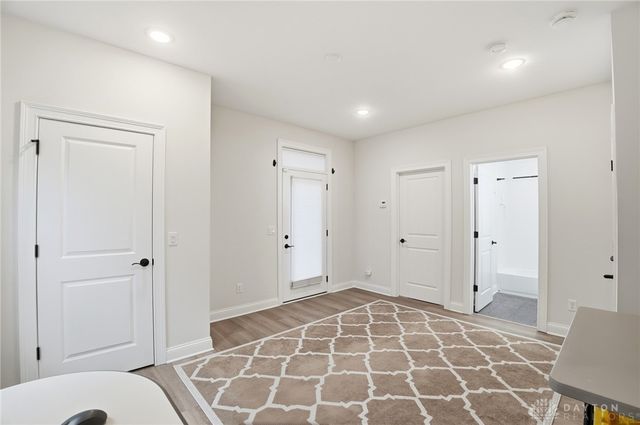 3847 Drake Avenue, Cincinnati, OH 45209