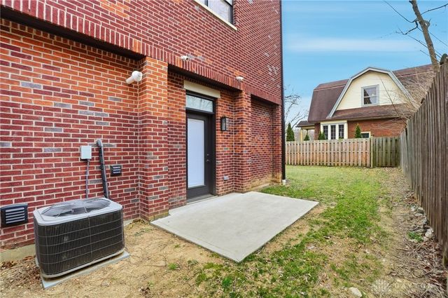 3847 Drake Avenue, Cincinnati, OH 45209